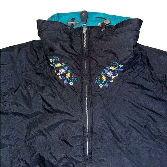 Obermeyer Vintage Women's Black Ski Jacket Embroidered Puffer Jacket - Small - Picture 7 of 9